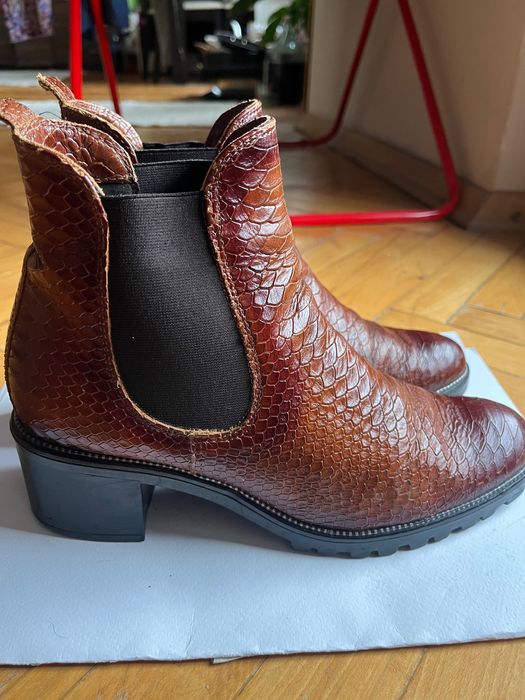 Естествена кожа боти