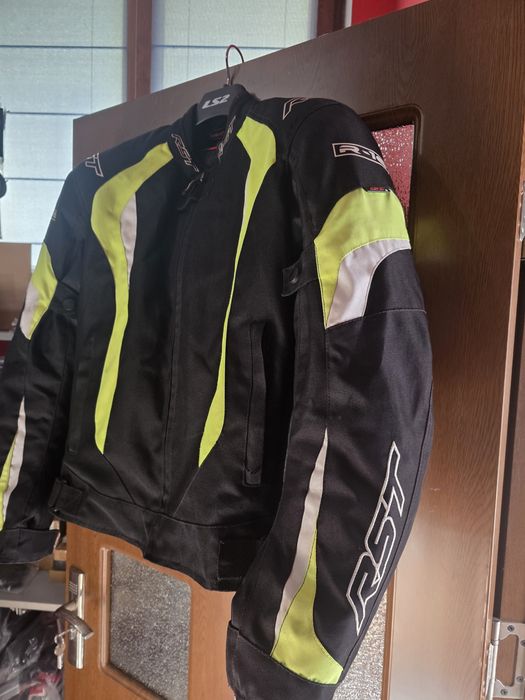 Текстилно мото яке RST R 16
Размер 50 (S)