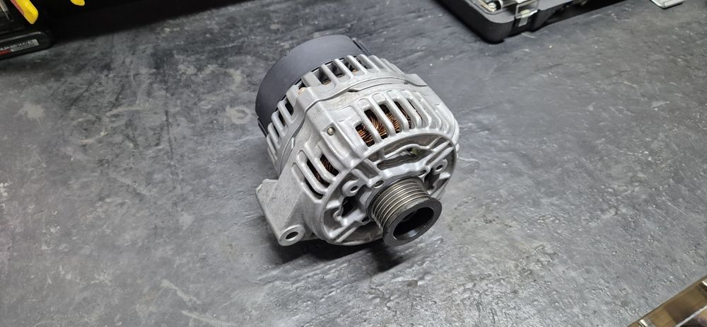 Генератор Bosch 115A Mercedes Benz