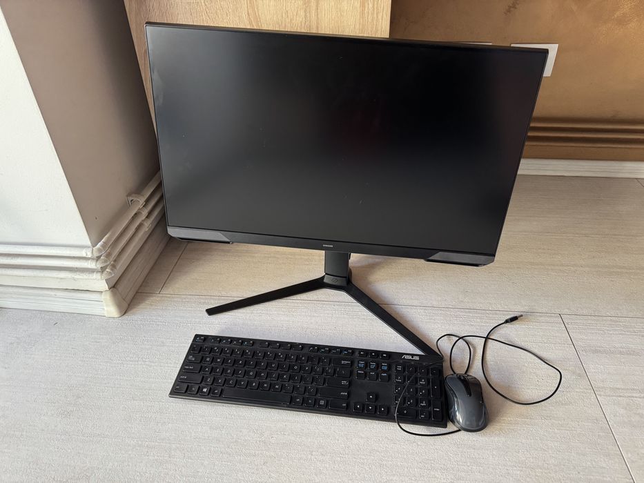 Monitor Gaming Samsung LED, Odyssey G3, 24” Model S24DG300EU