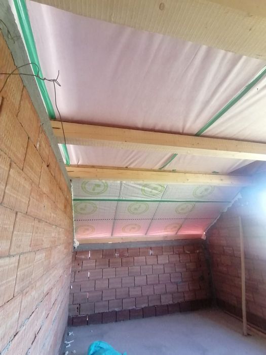 Izolatii/Termoizolații cu Celuloza sau Fibra de lemn