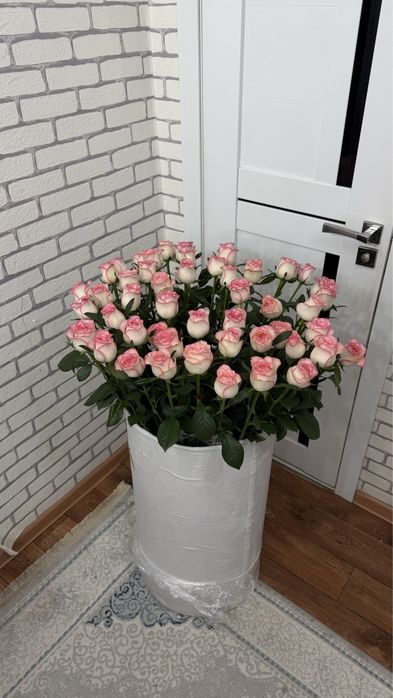 Цветы в коробке