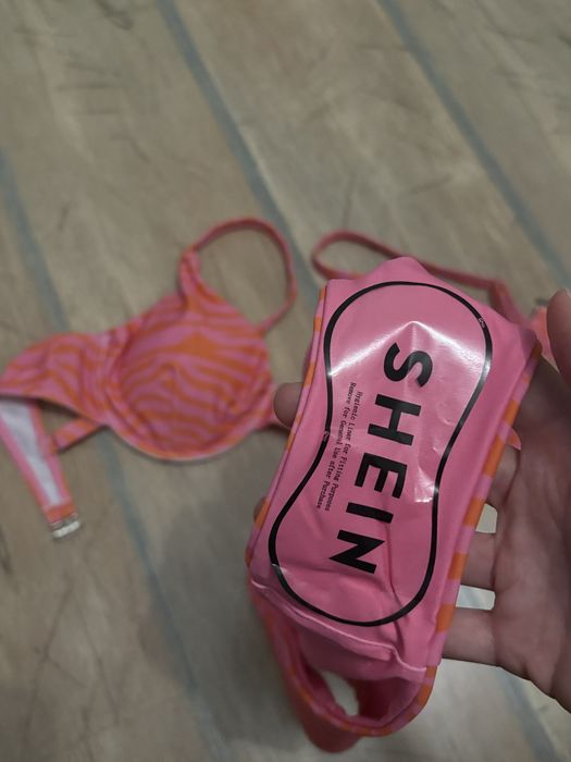 Нов бански М размер