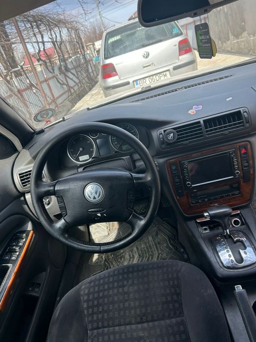 Vând Passat B5.5