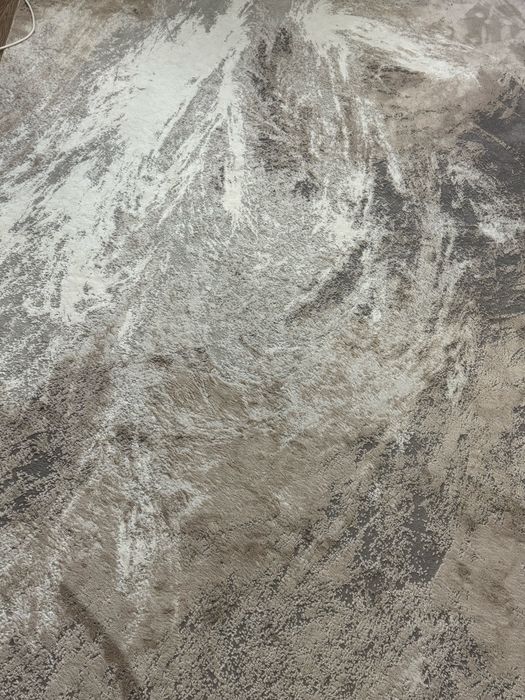 Продам ковер 2 на 3 в идеальном состоянии