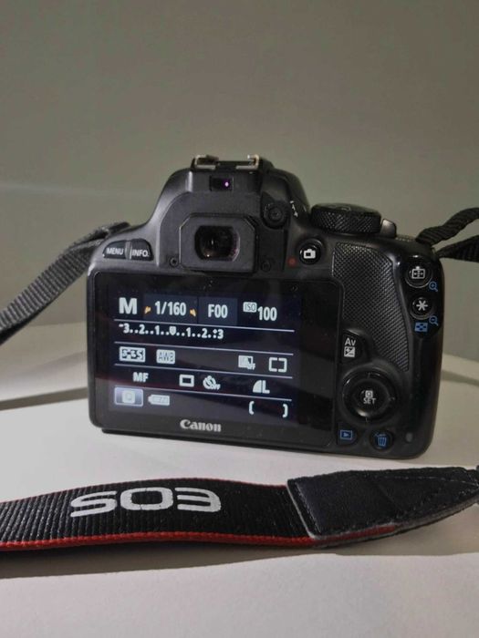 Canon EOS 100d + обектив 55mm