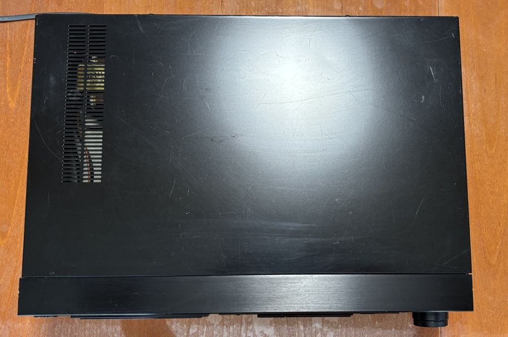 Продавам касетен дек  Aiwa AD-F880