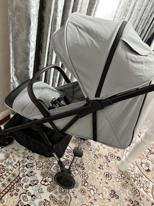 Коляска прогулочная iLovi Vivid Grey