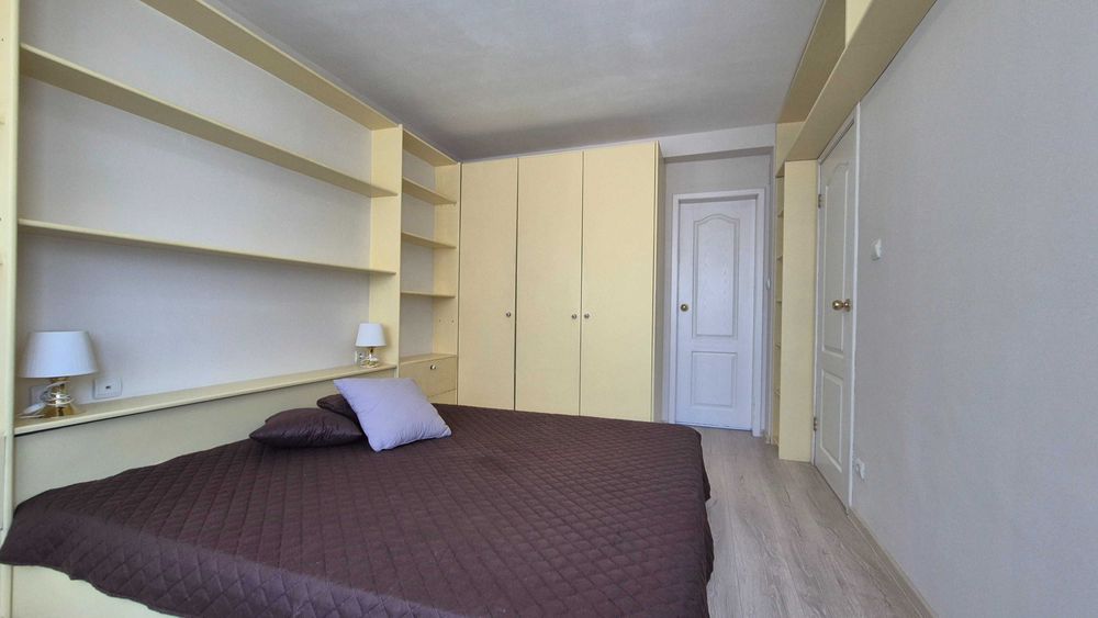 Тристаен апартамент под наем – Център София (Солунска / бул. Витошка)