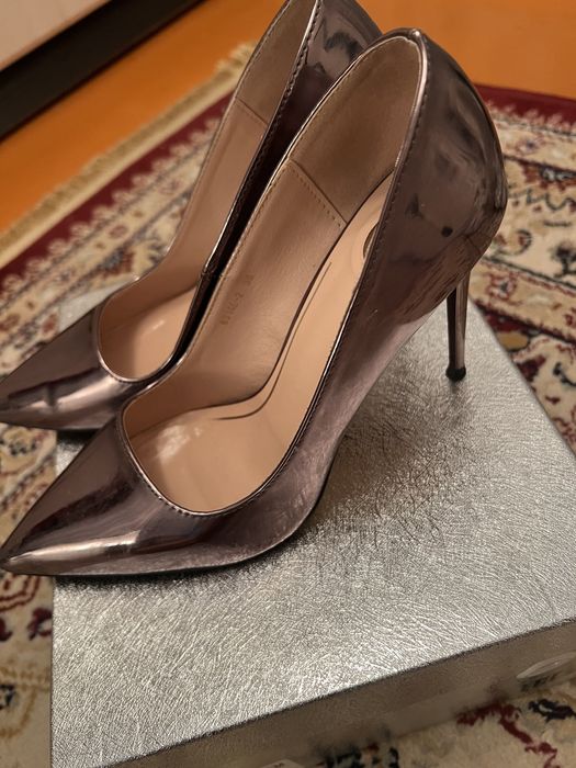 Туфли сатылады