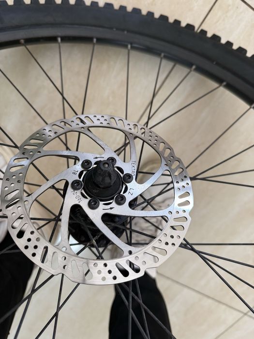 Set roti 27,5 aproape noi