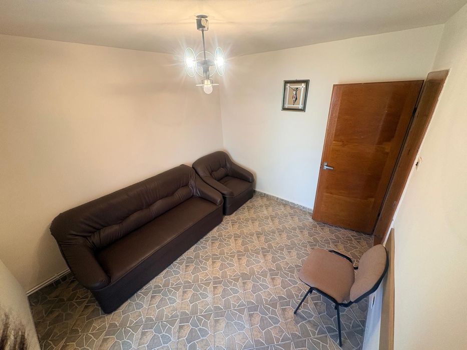Calarasi, strada Flacara, inchiriere ap 2 camere pretabil birou