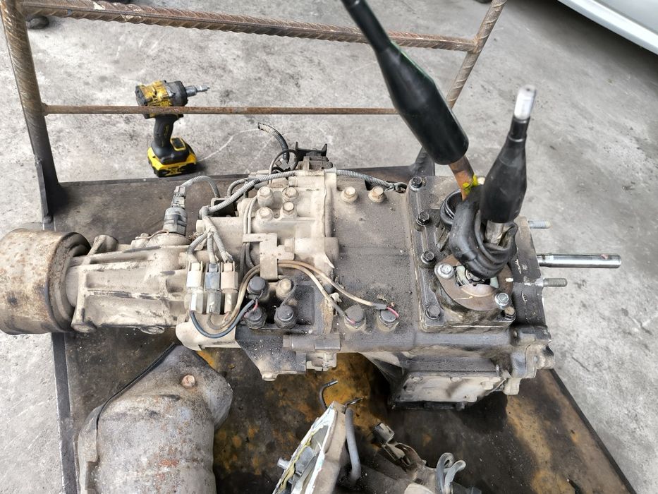 Раздатка за Mitsubishi L200 2.5tdi