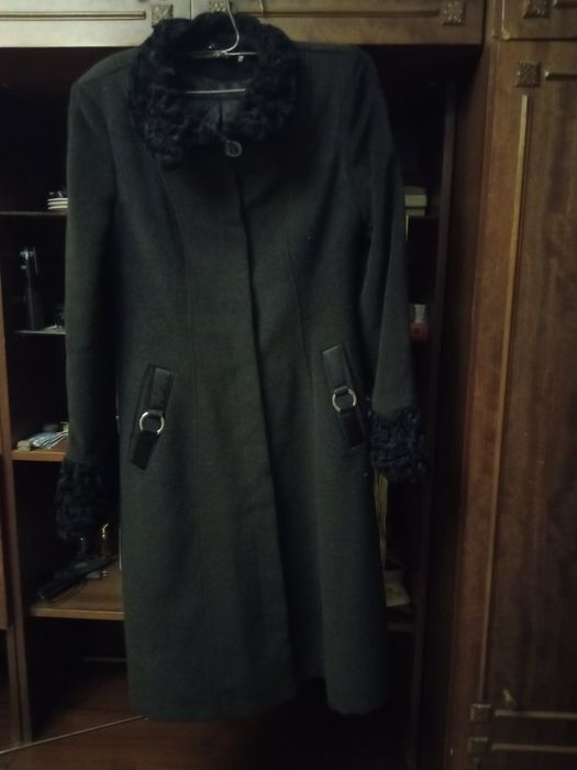 Пальто женское осеннее.