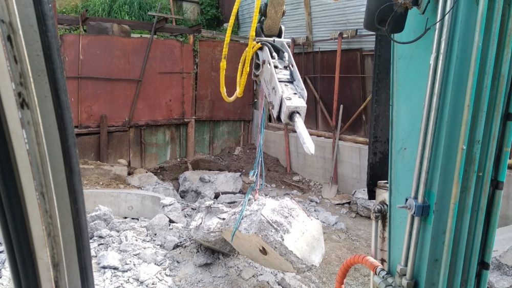 Услуги гидромолота. Мини-экскаватор. Буроям