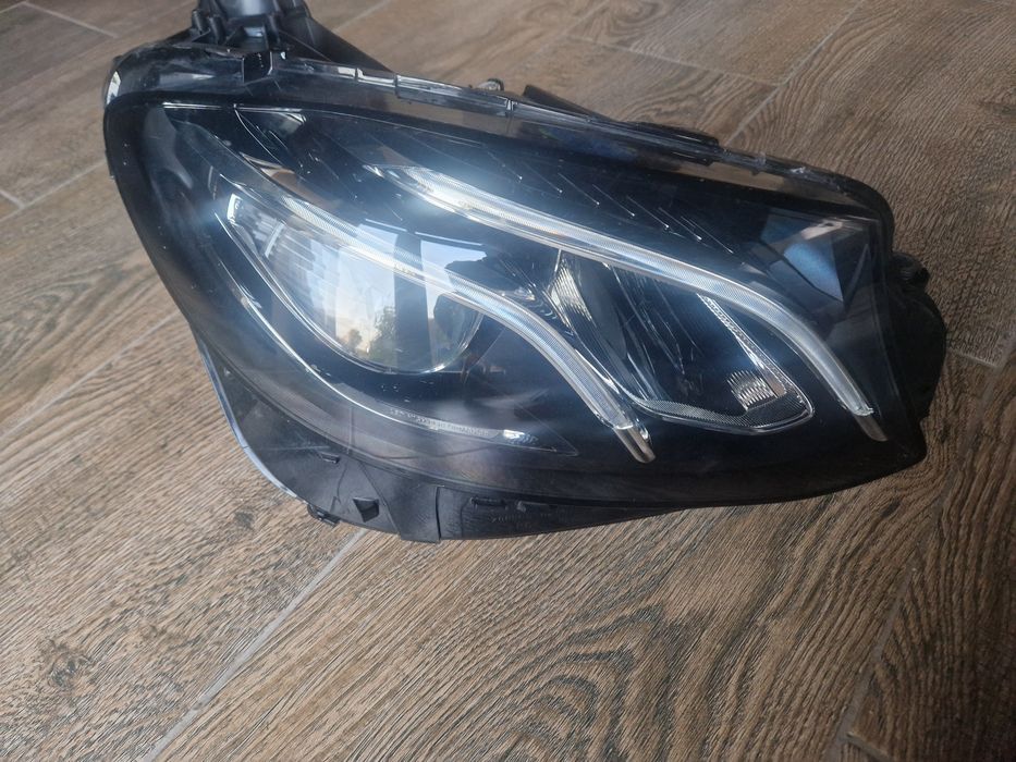 Far w213 A2139068808