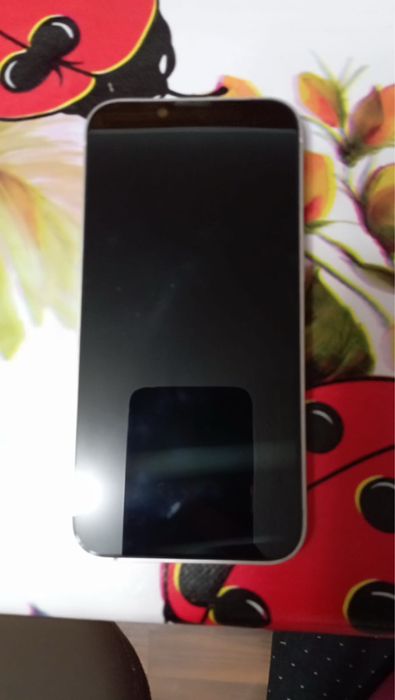 Iphone 13 roz  functioneza pefect