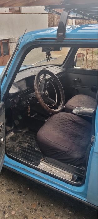 Moskvich 1990 holati yaxshi