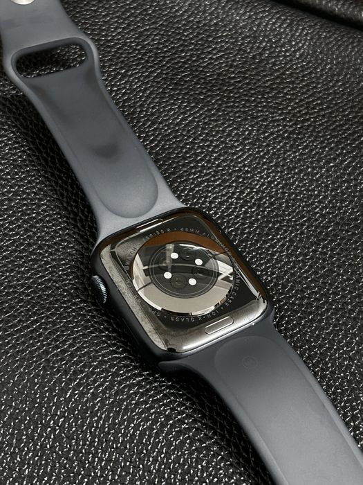 Продам Apple Watch 8 45 Срочно!!!
