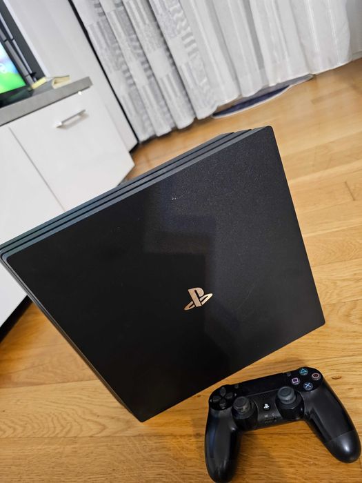 Vand playstation4 1 tb!