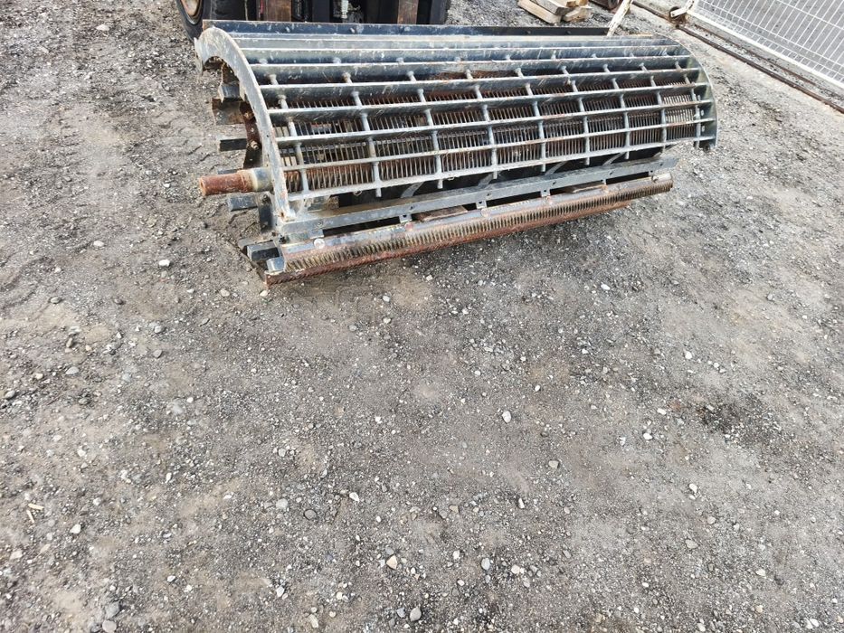 Vand toba bătătoare cu grătar combină Laverda M306