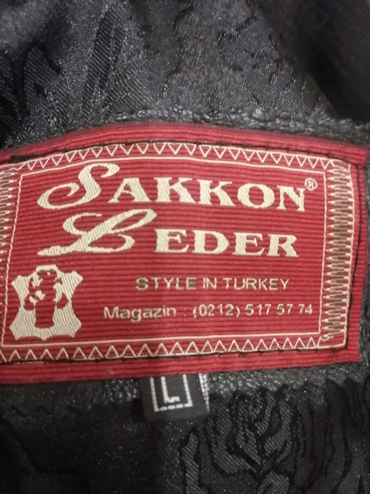 Продам 2 кожанные  куртки