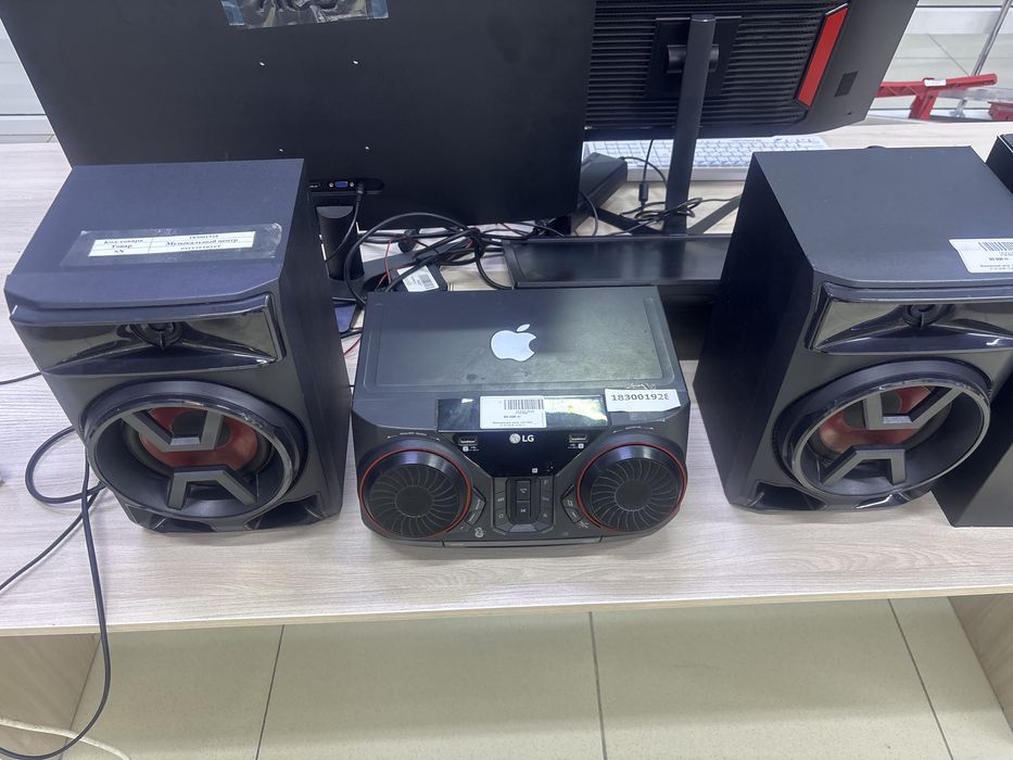 Музыкальный центр LG CK43