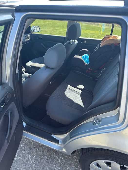 Vând golf 4 1.9 TDI