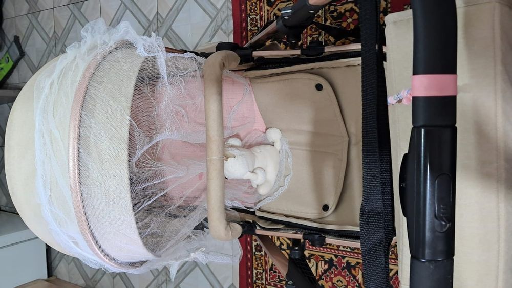 Продам детскую коляску 3 в1