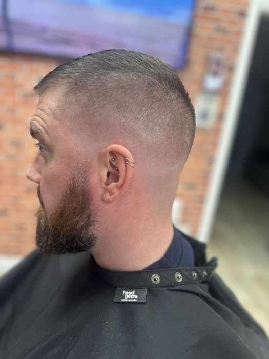 Frizer la domiciliu clientului