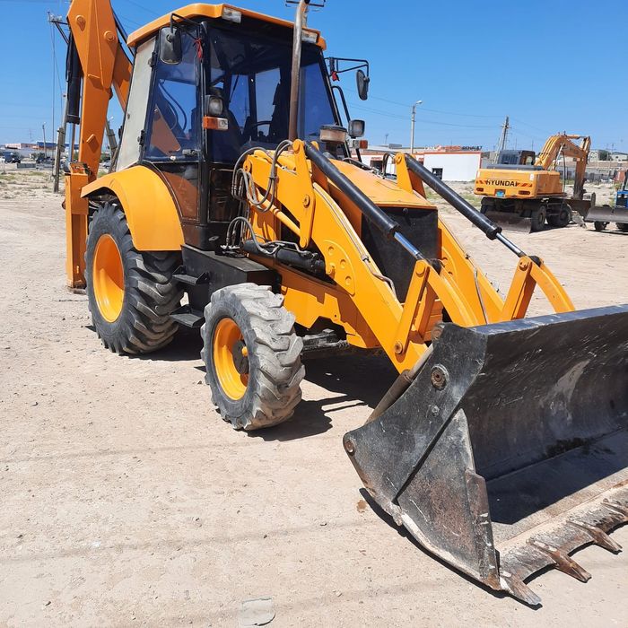 Экскаватор погрузчик