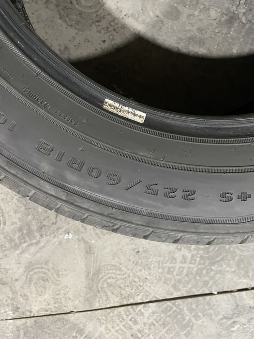 Шины Гуд еар 225,60 р18 4шт