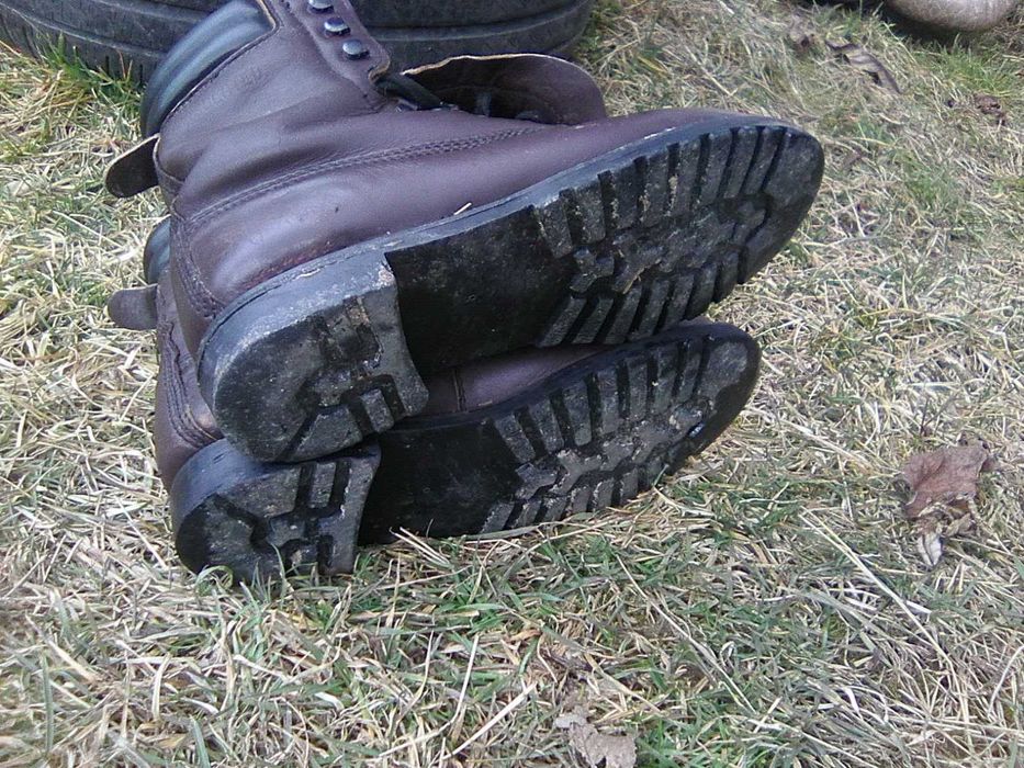 bocanci armata  iarna marime 43 44