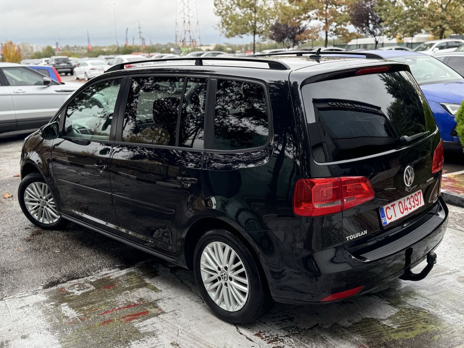 VOLKSWAGEN Touran 2015 — imagine 4