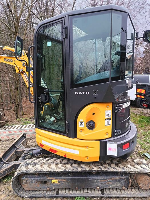 Miniexcavator Kato Yanmar 2.5 3.0 3.5 4.0  3 Cupe Hidraulic