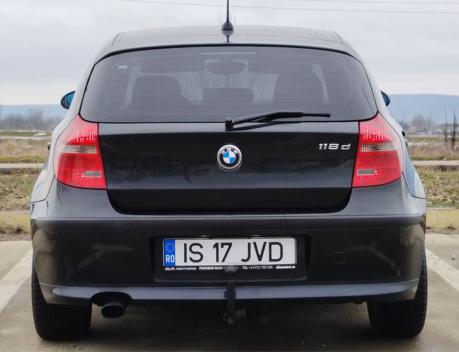 Bmw seria 1  2008. 2,0 diesel