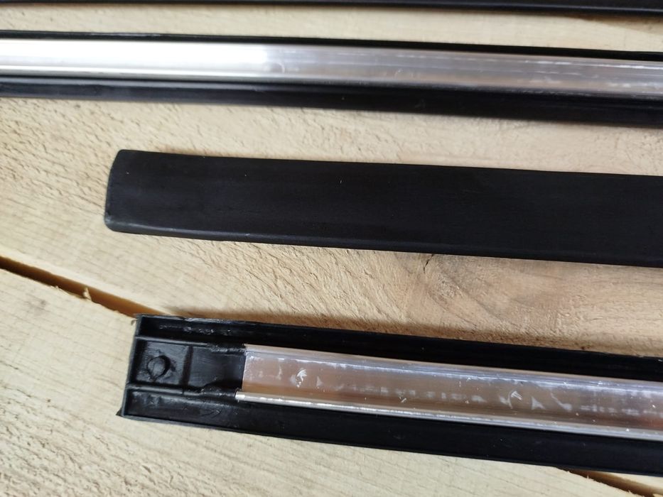 БМВ Е34/BMW E34 молдинги на двери комплект