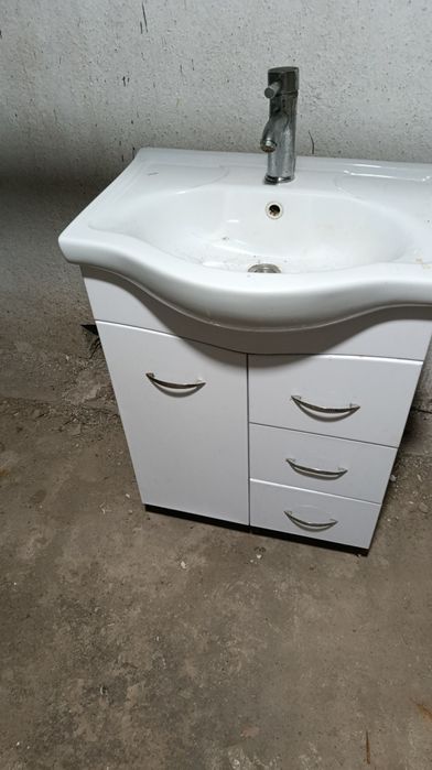 Тумба с раковиной