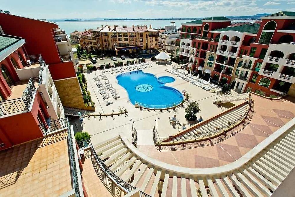 Продава се Двустаен апартамент в Свети Влас - 63 кв.м за 1231 €/кв.м - Снимка #11