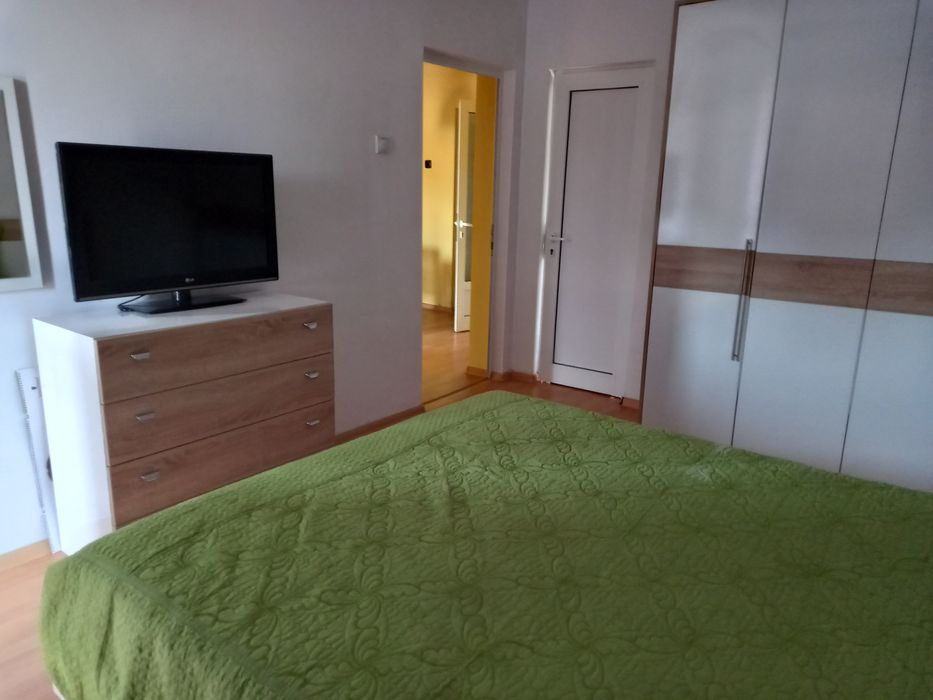 Дава се под наем Двустаен апартамент в Силистра, Център - 85 кв.м за 244.8 € - Снимка #4