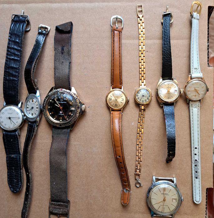 Часовници  - съветски с позлата,Кировски,Anker,Omega,Omax,Rolex.