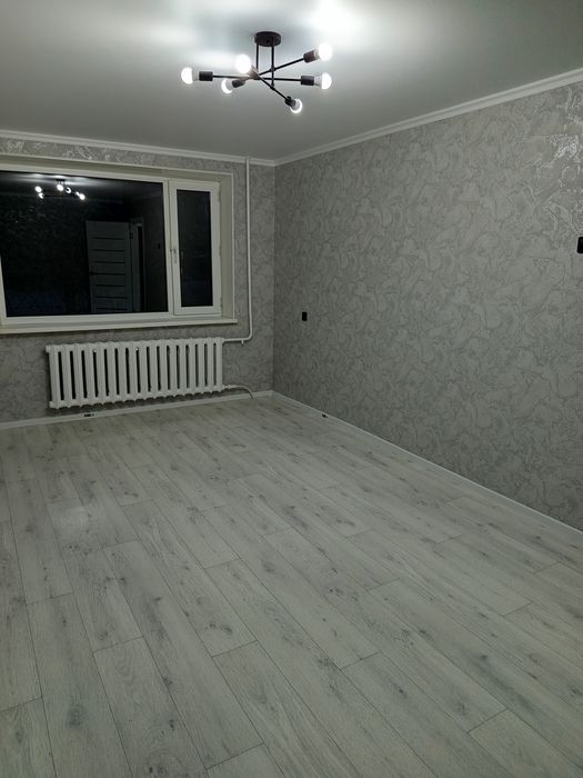 Поклейка обоев быстро качественно недорого