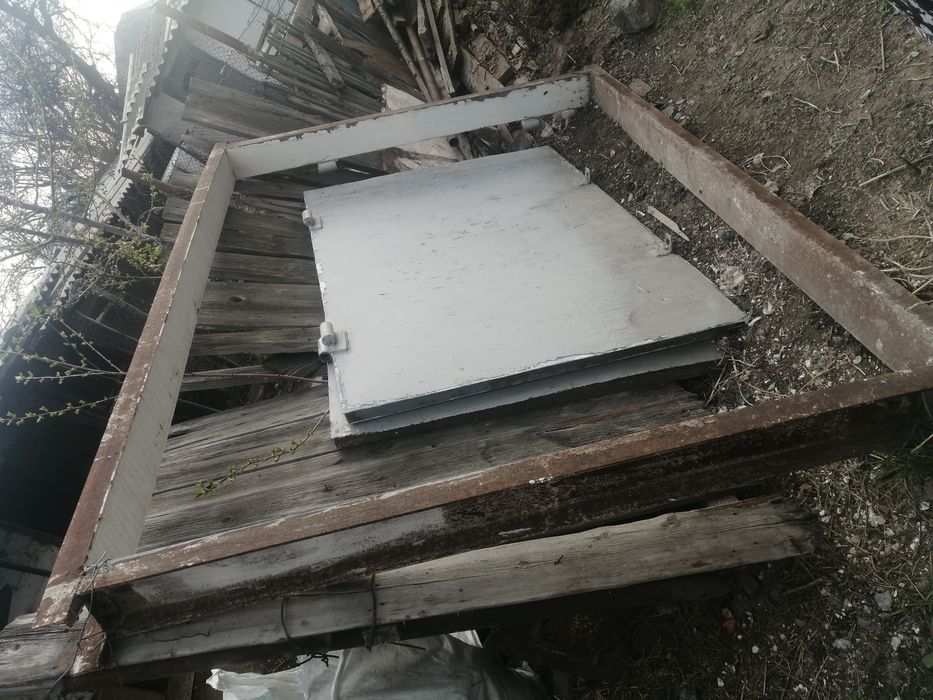 Ворота для гаража.