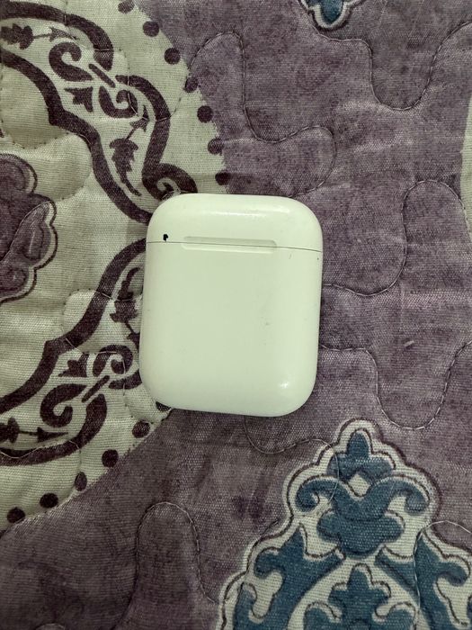 Продаю AirPods 2