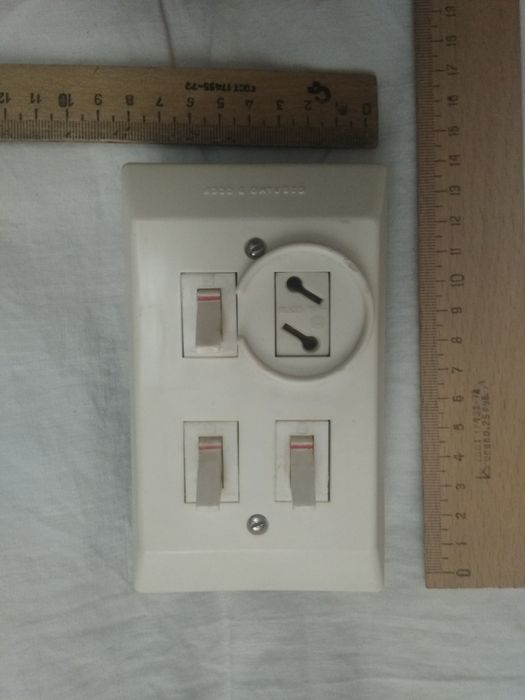 Советский выключатель света.