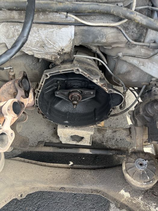 Продам мкпп от 102 мотора мерса 4-х ступ.