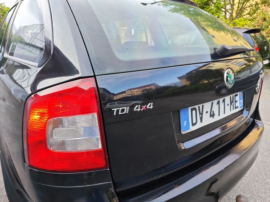 SKODA Octavia 2014 — imagine 5