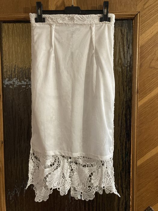 Fusta alba marimea S