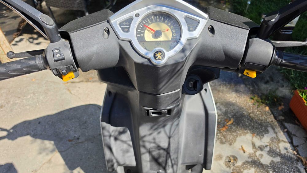 Peugeot Speedfight 3 49cc 2015 5681 км