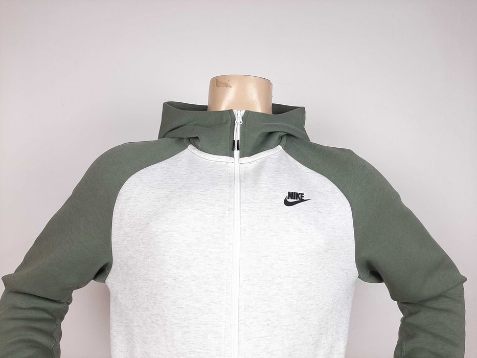 Nike Tech Fleece - Оригинално мъжко горнище размер M